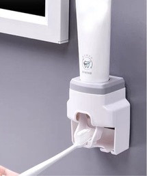 Felt-Maglietta（フェルトマリエッタ）の「壁掛け式歯磨き粉ディスペンサー（オーラルケア/歯磨きグッズ）」