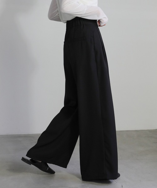 select MOCA（セレクトモカ）の「ウエストデザインベルトワイドパンツ（スラックス・レディース・グレー/グレイッシュベージュ/ブラック/グレー系その他/チャコールグレー・MEDIUM/SMALL/LARGE）」の19枚目の写真