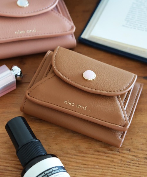 美品⭐︎ADMJ Lファスナー　ラウンドジップ　長財布　ブラック×オレンジ 美品⭐︎ADMJ Lファスナーラウンドジップ長財布ブラック×オレンジ