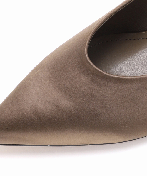 SLOBE IENA（スローブイエナ）の「SLOBE IENA サテンバッグスリングパンプス（パンプス・レディース・カーキ・23cm/23.5cm/24cm/24.5cm）」の16枚目の写真