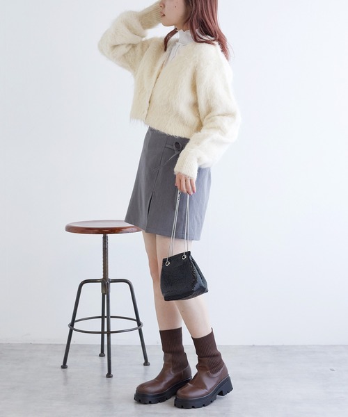 w closet(ダブルクローゼット)の「起毛ショート丈カーディガン(カーディガン/ボレロ・レディース・オフホワイト/ピンク/レッド/モカ/チャコールグレー・FREE)」の11枚目の写真