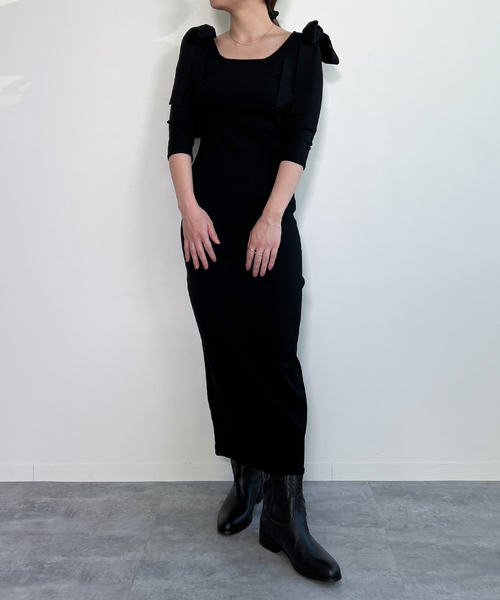 U by SPICK&SPAN（ユーバイスピックアンドスパン）の「ショルダーリボンニットワンピース（ワンピース・レディース・ブラック・FREE）」の10枚目の写真