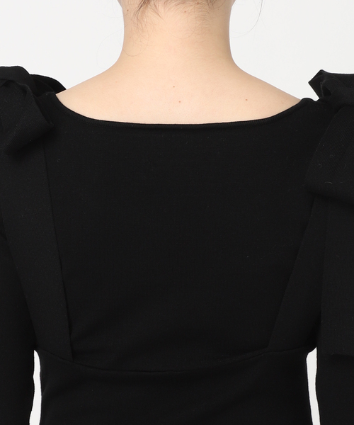 U by SPICK&SPAN（ユーバイスピックアンドスパン）の「ショルダーリボンニットワンピース（ワンピース・レディース・ブラック・FREE）」の17枚目の写真