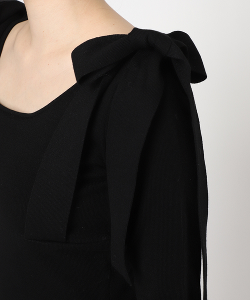 U by SPICK&SPAN（ユーバイスピックアンドスパン）の「ショルダーリボンニットワンピース（ワンピース・レディース・ブラック・FREE）」の21枚目の写真