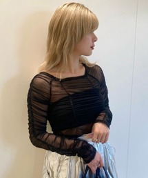 Lily brown】シアーギャザーチュールトップス
