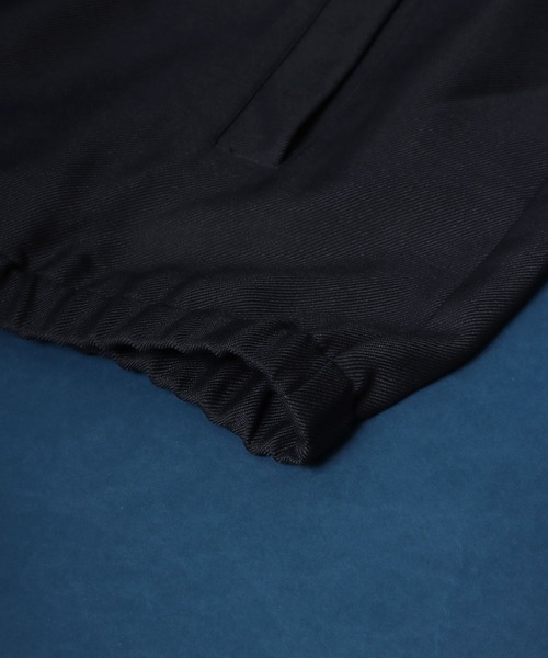 ANPAS（アンパス）の「Twill Fabric Flower Embroidery Oversized Zip Shirt/ツイル 花刺繍 オーバーサイズ ジップシャツ ブルゾン（シャツ/ブラウス・メンズ・ブラック/チャコール/ベージュ・M/L）」の10枚目の写真