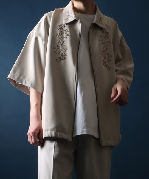 ANPAS（アンパス）の「Twill Fabric Flower Embroidery Oversized Zip Shirt/ツイル 花刺繍 オーバーサイズ ジップシャツ ブルゾン（シャツ/ブラウス・メンズ・ブラック/チャコール/ベージュ・M/L）」の20枚目の写真