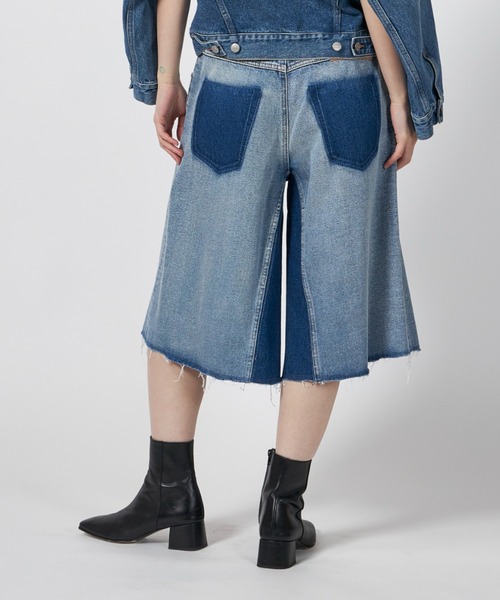 MM6 Maison Margiela（ｴﾑｴﾑｼｯｸｽ ﾒｿﾞﾝ ﾏﾙｼﾞｪﾗ）の「MM6 WOMAN SHORTS