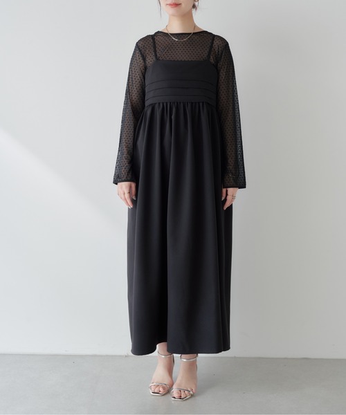 natural couture(ナチュラルクチュール)の「タックデザインキャミワンピース(ワンピース・レディース・ブラック/グレイッシュベージュ/ドット/チャコールグレー・MEDIUM/LARGE)」の7枚目の写真