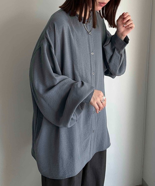 apres jour mignon(アプレジュールミニョン)の「袖ボリュームバンドカラーシャツ【ZOZOTOWN限定アイテム】(シャツ/ブラウス・レディース・ブラック/アイボリー/チャコールグレー/オフホワイト/ダークブルー/ピンク/グリーン/ブルー・フリー/X-LARGE)」の6枚目の写真