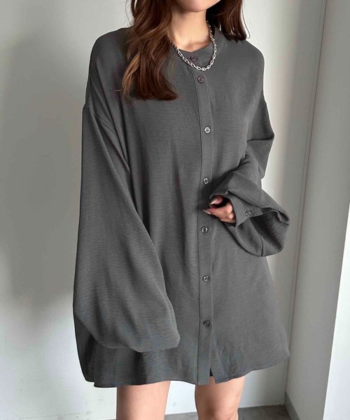 apres jour mignon(アプレジュールミニョン)の「袖ボリュームバンドカラーシャツ【ZOZOTOWN限定アイテム】(シャツ/ブラウス・レディース・ブラック/アイボリー/チャコールグレー/オフホワイト/ダークブルー/ピンク/グリーン/ブルー・フリー/X-LARGE)」の19枚目の写真