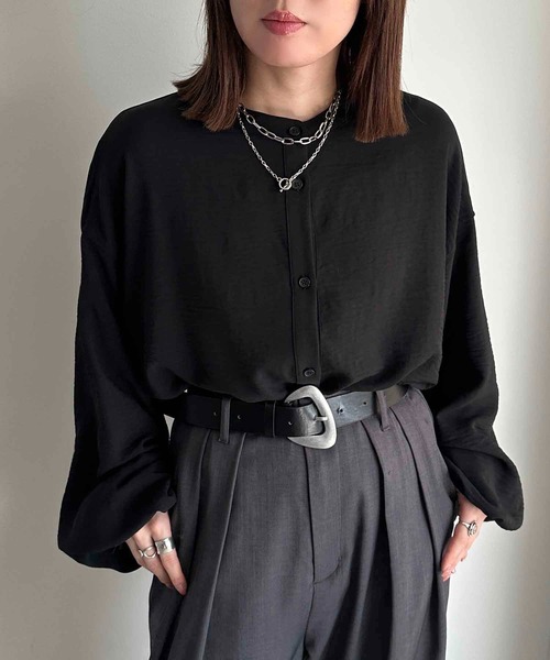 apres jour mignon(アプレジュールミニョン)の「袖ボリュームバンドカラーシャツ【ZOZOTOWN限定アイテム】(シャツ/ブラウス・レディース・ブラック/アイボリー/チャコールグレー/オフホワイト/ダークブルー/ピンク/グリーン/ブルー・フリー/X-LARGE)」の12枚目の写真