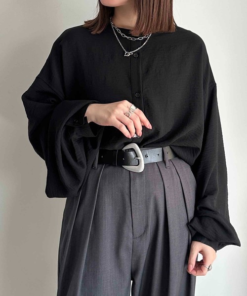 apres jour mignon(アプレジュールミニョン)の「袖ボリュームバンドカラーシャツ【ZOZOTOWN限定アイテム】(シャツ/ブラウス・レディース・ブラック/アイボリー/チャコールグレー/オフホワイト/ダークブルー/ピンク/グリーン/ブルー・フリー/X-LARGE)」の13枚目の写真