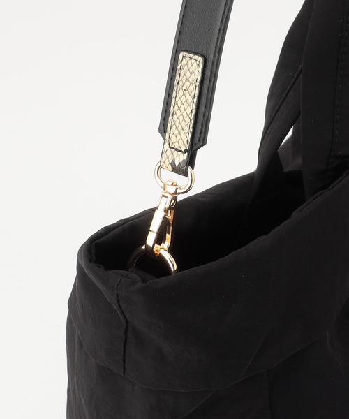 NICOLE white(ニコルホワイト)の「2WAYトートBAG(トートバッグ・レディース・ブラック/カーキ/ブラウン/サックスブルー・FREE)」の11枚目の写真