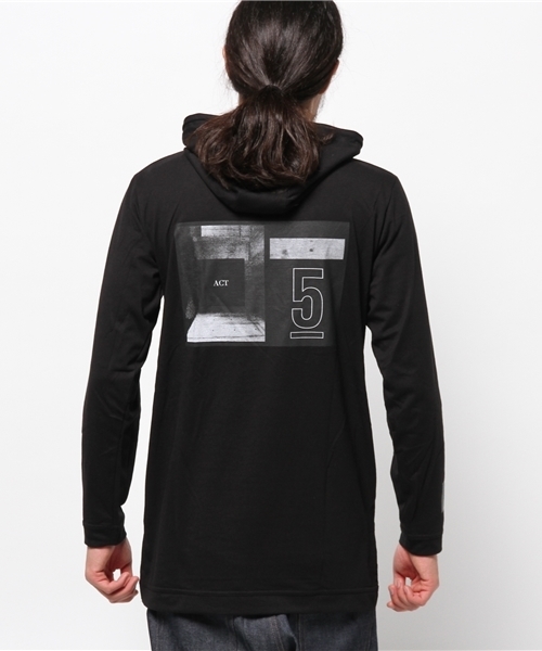 WEGO（ウィゴー）の「WEGO/サイドスリットロングTパーカー（パーカー・メンズ・ブラック/ホワイト・MEDIUM/LARGE）」の5枚目の写真