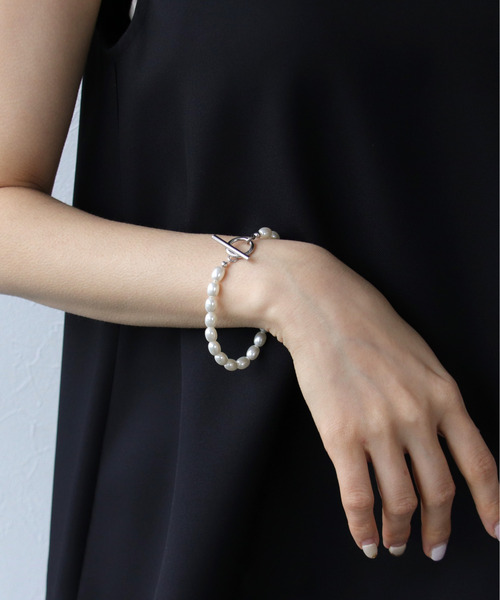 Three Four Time（ｽﾘｰﾌｫｰﾀｲﾑ）の「オーバルパールマンテルブレスレット（ブレスレット・レディース・シルバー/ゴールド・FREE）」の6枚目の写真