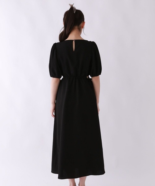 repipi armario(レピピ アルマリオ)の「サイドカットリボンワンピース(ワンピース・キッズ・パープル/ブラック/アイボリー・LARGE/SMALL/MEDIUM)」の5枚目の写真