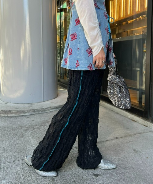 HELLO.SANFRANCISCO(ハローサンフランシスコ)の「【HELLO.SANFRANCISCO/ハローサンフランシスコ】フリルレース配色ステッチパンツ(その他パンツ・レディース・アイボリー/ブラック・ONE SIZE)」の11枚目の写真