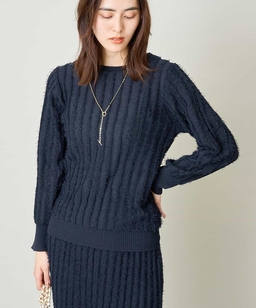 a.v.v（アーヴェヴェ）の「【セットアップ対応】フリンジパフスリーブニット（ニット/セーター・レディース・ホワイト/オレンジ/ネイビー・40/38/42/36/34）」の2枚目の写真