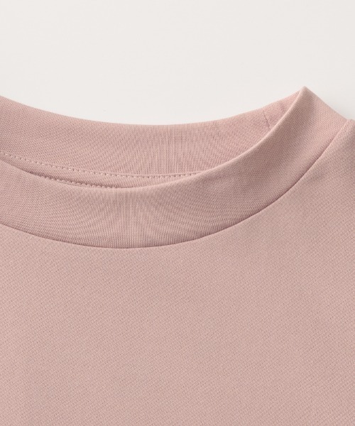 GUNZE（グンゼ）の「KIREILABO/キレイラボ 5分袖オーバーサイズTシャツ クイックドライ＆UVカット（Tシャツ/カットソー・レディース・ブラック/ピンク系その他/オフホワイト/ブラウン/モスグリーン/オリーブ・MEDIUM/LARGE/X-LARGE）」の12枚目の写真