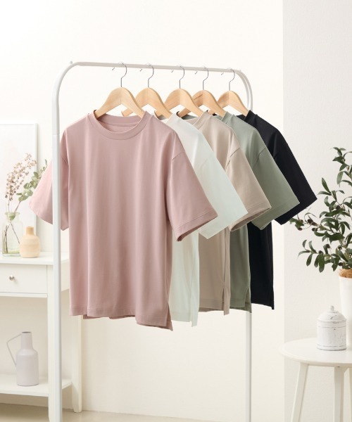 GUNZE（グンゼ）の「KIREILABO/キレイラボ 5分袖オーバーサイズTシャツ クイックドライ＆UVカット（Tシャツ/カットソー・レディース・ブラック/ピンク系その他/オフホワイト/ブラウン/モスグリーン/オリーブ・MEDIUM/LARGE/X-LARGE）」の16枚目の写真