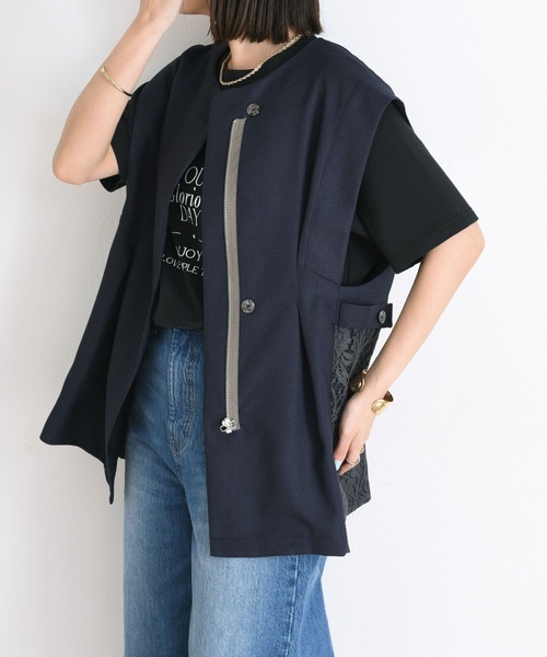 新品　下げ札あり　Eimee Law　サイドレースタックジレ　ネイビー Eimee Law（エイミーロウ）の「サイドレースタックジレ（ベスト