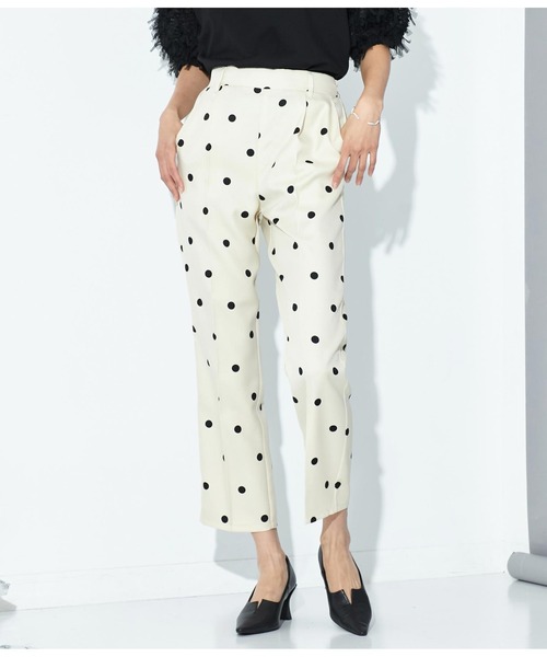 Settimissimo（セッティミッシモ）の「ウエストタック センタープレス ドット パンツ（その他パンツ・レディース・オフホワイト/ブラック・M）」の6枚目の写真
