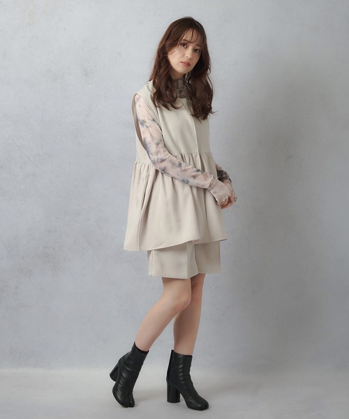 Lull（ルル）の「【Lull / ルル】セットアップ対応 / キレイめタックハーフパンツ（その他パンツ・レディース・ブラック/アイボリー・ONESIZE）」の11枚目の写真