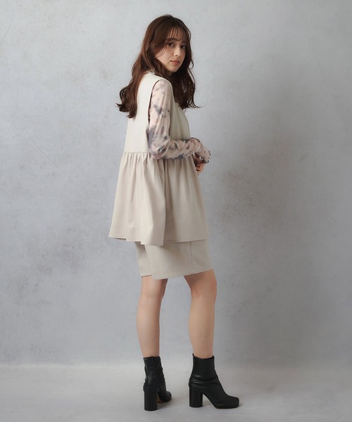 Lull（ルル）の「【Lull / ルル】セットアップ対応 / キレイめタックハーフパンツ（その他パンツ・レディース・ブラック/アイボリー・ONESIZE）」の12枚目の写真