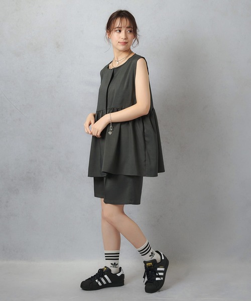 Lull（ルル）の「【Lull / ルル】セットアップ対応 / キレイめタックハーフパンツ（その他パンツ・レディース・ブラック/アイボリー・ONESIZE）」の15枚目の写真