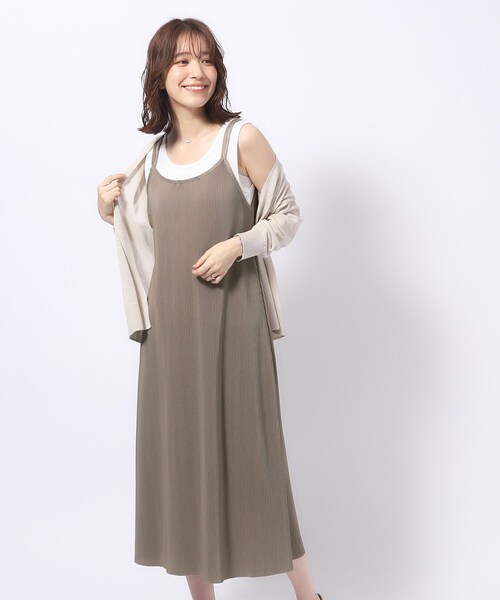 Cutie Blonde（キューティーブロンド）の「◆プリーツキャミワンピース（ワンピース・レディース・ブラウン系/ブラック/ライトブルー・00）」の11枚目の写真