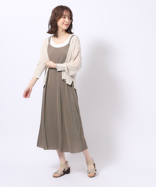 Cutie Blonde（キューティーブロンド）の「◆プリーツキャミワンピース（ワンピース・レディース・ブラウン系/ブラック/ライトブルー・00）」の13枚目の写真