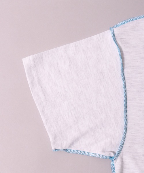 BAYBLO(ベイブロ)の「(BB)【ユニセックス】カラーステッチ オーバーサイズ Tシャツ(Tシャツ/カットソー・メンズ・ライトイエロー/ホワイト系/サックスブルー/エメラルドブルー/ライトピンク・FREE)」の10枚目の写真