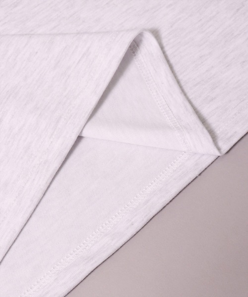 BAYBLO(ベイブロ)の「(BB)【ユニセックス】カラーステッチ オーバーサイズ Tシャツ(Tシャツ/カットソー・メンズ・ライトイエロー/ホワイト系/サックスブルー/エメラルドブルー/ライトピンク・FREE)」の6枚目の写真