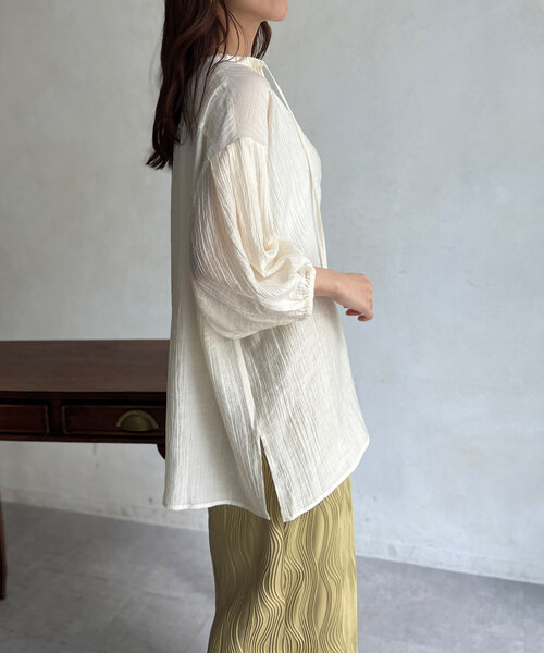 Chez toi（シェトワ）の「袖ボリュームシアースキッパーブラウス（シャツ/ブラウス・レディース・アイボリー/ゴールド/ピンク・FREE）」の9枚目の写真