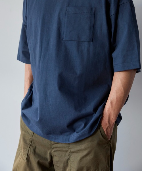 beruf baggage(ベルーフバゲッジ)の「【beruf baggage / ベルーフバゲージ】【GEARED】 COMFY S/S WIDE TEE コンフィ ワイド 半袖Tシャツ(Tシャツ/カットソー・メンズ・ブラック/グレー/ネイビー/ホワイト・FREE)」の4枚目の写真