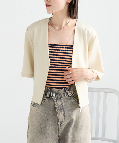 mystic（ミスティック）の「半袖ショートジャケット（ノーカラージャケット・レディース・アイボリー/ブラック・FREE）」の4枚目の写真