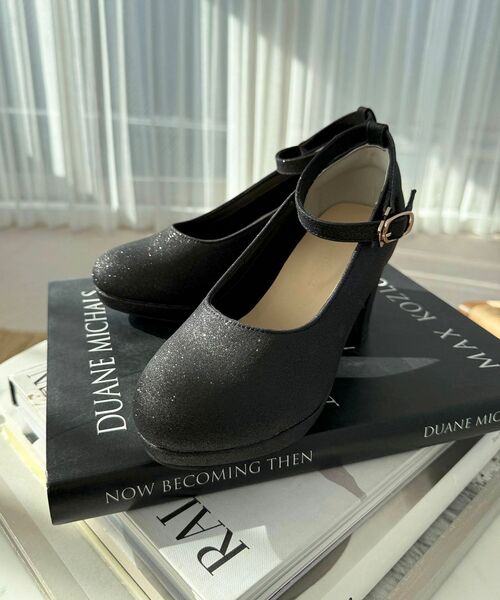 MAJESTIC LEGON（マジェスティックレゴン）の「ふかふかクッションパンプス（パンプス・レディース・グレイッシュベージュ/ブラック/ブラック系その他2/ブラック系その他/ネイビー/アイボリー/ホワイト系その他2/ブラック系その他3・SMALL/MEDIUM/LARGE/X-LARGE/XXL）」の5枚目の写真