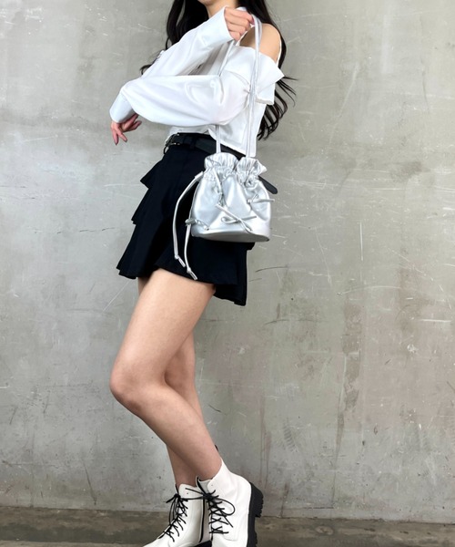 Loco Ocean(ロコオーシャン)の「リボン 巾着 ショルダーバッグ(ショルダーバッグ・レディース・ピンク/ブラック/オフホワイト/シルバー・ONE SIZE)」の16枚目の写真