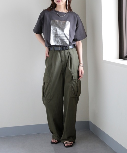 MAISON BREEZE（メゾンブリーズ）の「【MAISON BREEZE】箔プリント Tシャツ 224-561-2861 DTK（Tシャツ/カットソー・レディース・ホワイト/チャコールグレー・FREE）」の13枚目の写真