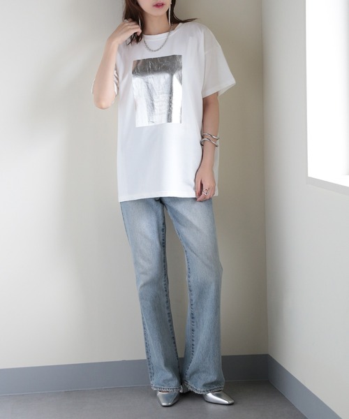 MAISON BREEZE（メゾンブリーズ）の「【MAISON BREEZE】箔プリント Tシャツ 224-561-2861 DTK（Tシャツ/カットソー・レディース・ホワイト/チャコールグレー・FREE）」の9枚目の写真