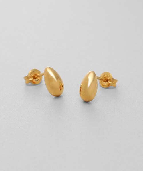 COCOSHNIK ONKITSCH(ココシュニックオンキッチュ)の「シルバー ペアシェイプ スタッドピアス GP(ピアス(両耳用)・レディース・ゴールド・00)」の2枚目の写真