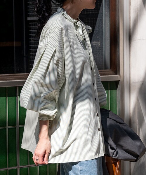 FREAK'S STORE（フリークスストア）の「ベーシック フリルリボンブラウス（シャツ/ブラウス・レディース・オフホワイト/グリーン/チャコール・ﾌﾘ-）」の18枚目の写真