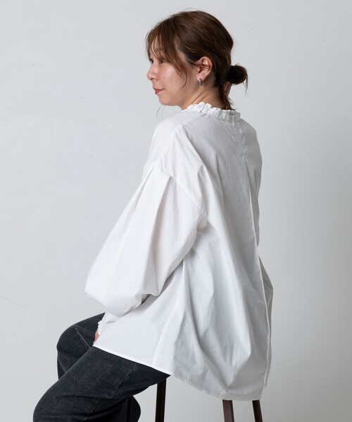 FREAK'S STORE（フリークスストア）の「ベーシック フリルリボンブラウス（シャツ/ブラウス・レディース・オフホワイト/グリーン/チャコール・ﾌﾘ-）」の17枚目の写真