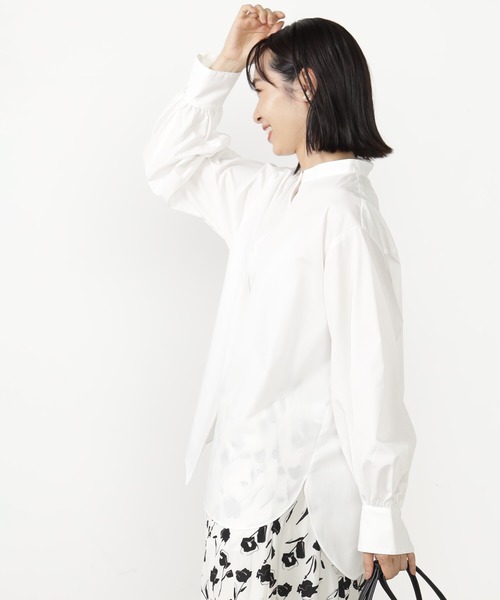 FOUND GOOD（ファウンドグッド）の「UVソデギャザーシャツLS（シャツ/ブラウス・レディース・ベージュ/ブルー系5/ホワイト系5・L/M/S）」の6枚目の写真