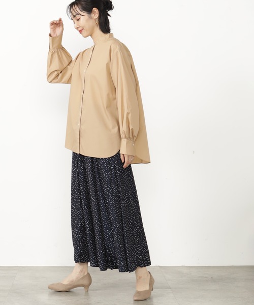 FOUND GOOD（ファウンドグッド）の「UVソデギャザーシャツLS（シャツ/ブラウス・レディース・ベージュ/ブルー系5/ホワイト系5・L/M/S）」の11枚目の写真