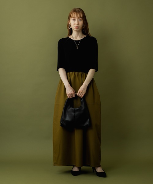 ROSIEE(ロージー)の「ROSIEE 異素材ドッキングコクーンワンピース(ワンピース・レディース・グレイッシュベージュ/カーキ・FREE)」の3枚目の写真