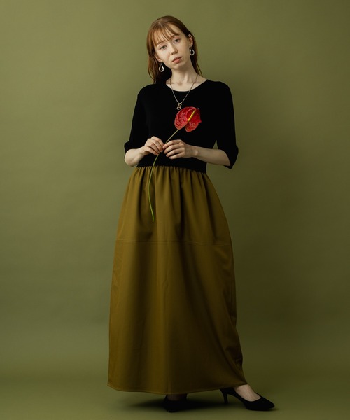 ROSIEE(ロージー)の「ROSIEE 異素材ドッキングコクーンワンピース(ワンピース・レディース・グレイッシュベージュ/カーキ・FREE)」の8枚目の写真