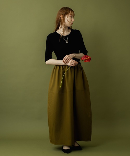 ROSIEE(ロージー)の「ROSIEE 異素材ドッキングコクーンワンピース(ワンピース・レディース・グレイッシュベージュ/カーキ・FREE)」の15枚目の写真