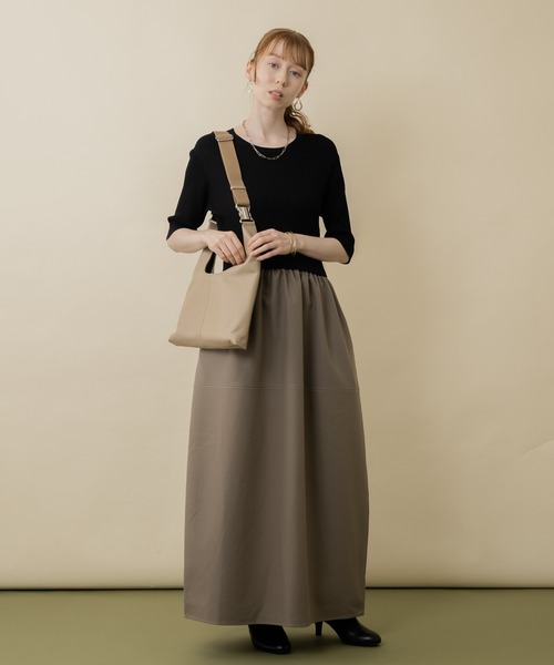 ROSIEE(ロージー)の「ROSIEE 異素材ドッキングコクーンワンピース(ワンピース・レディース・グレイッシュベージュ/カーキ・FREE)」の18枚目の写真